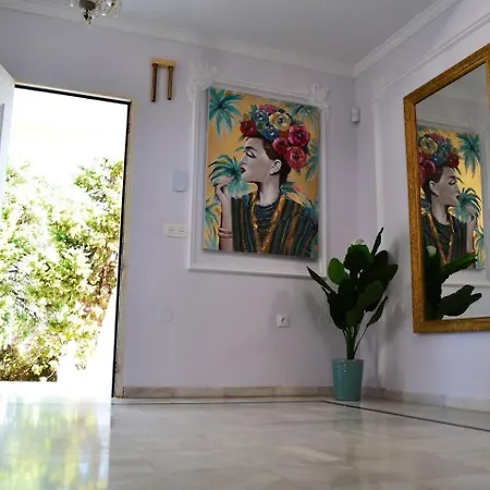 Elegant Classic Close To Nikki Villa *