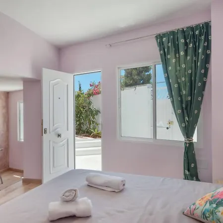 Villa Elegant Classic Close To Nikki